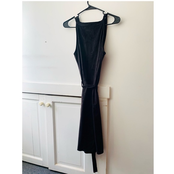 ♻️MADO et les autres black dress soft elegant low-cut flowing lovely dress♻️ - Picture 2 of 3